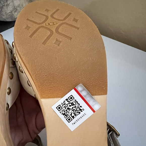 UGG Janie Antique Leather Clog Sandals Size 6 - Picture 9 of 10